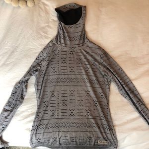 Burton base layer w/ breathable fabric